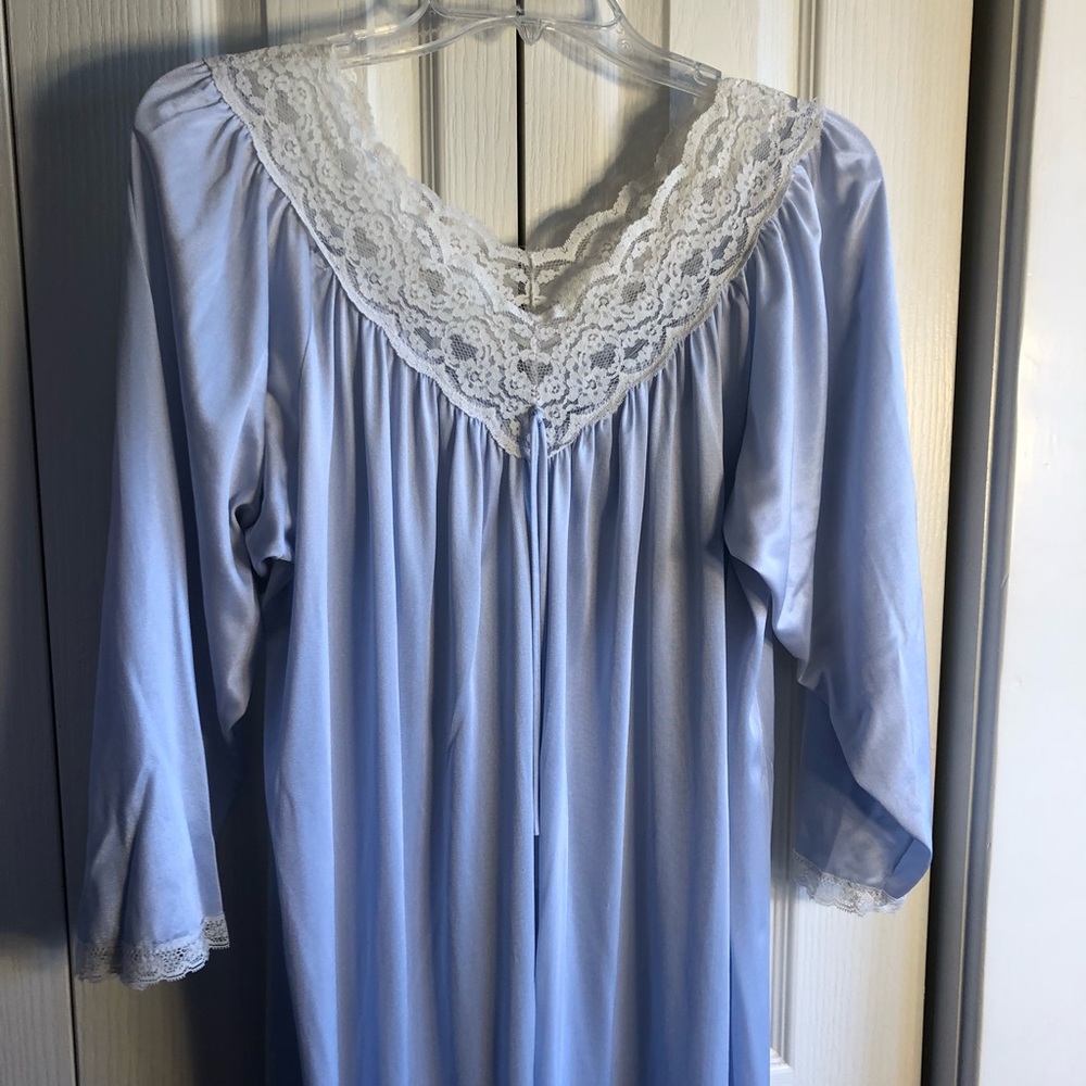 Vintage night gown